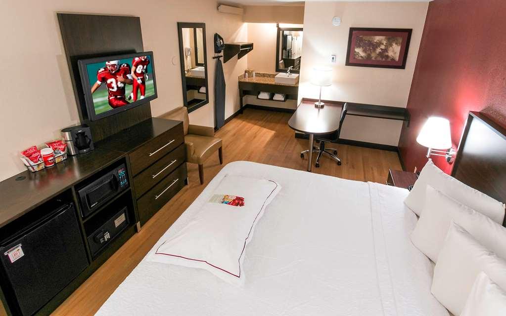 Red Roof Inn Plus+ Nashville Airport Phòng bức ảnh