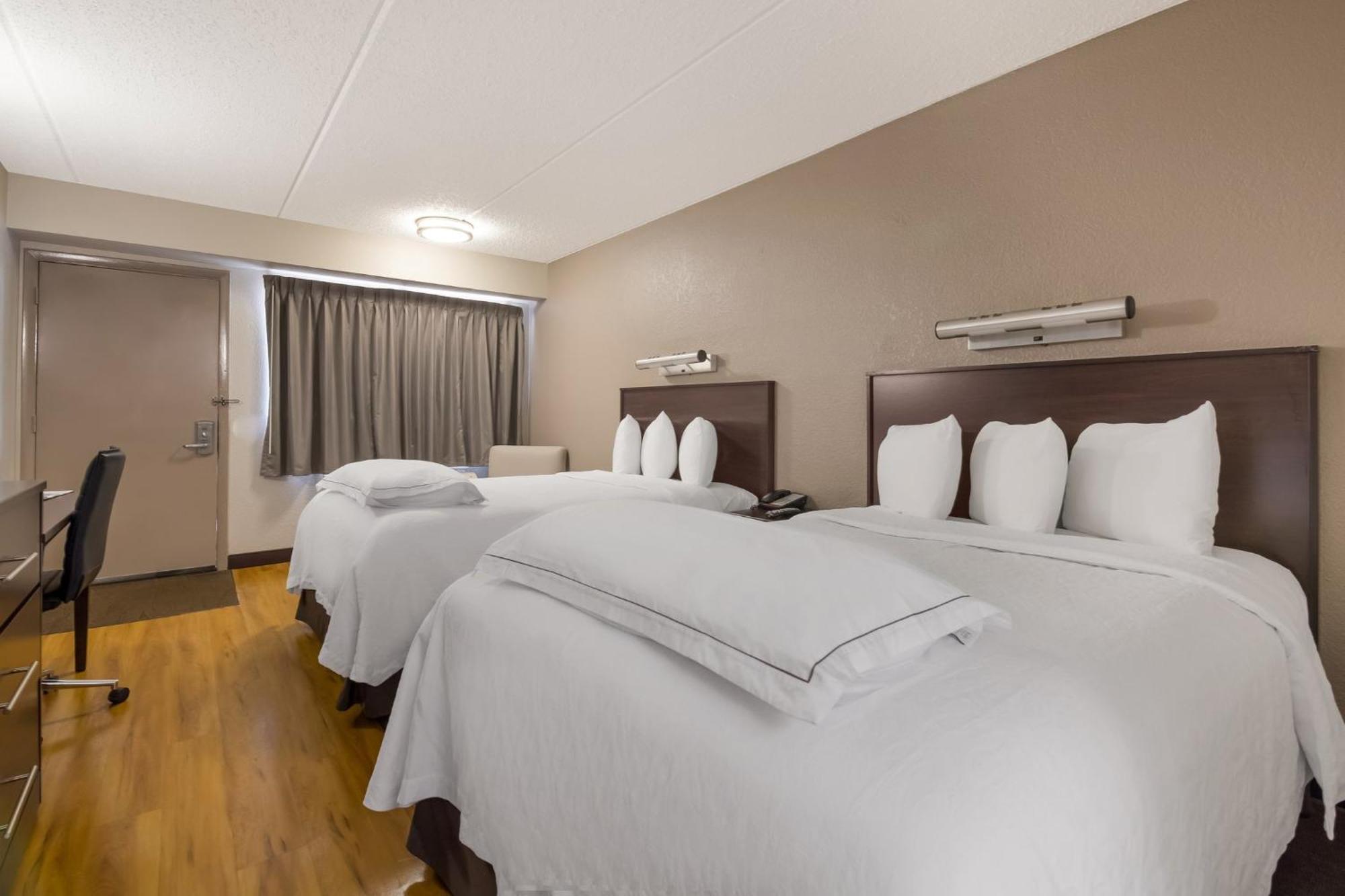 Red Roof Inn Plus+ Nashville Airport Ngoại thất bức ảnh