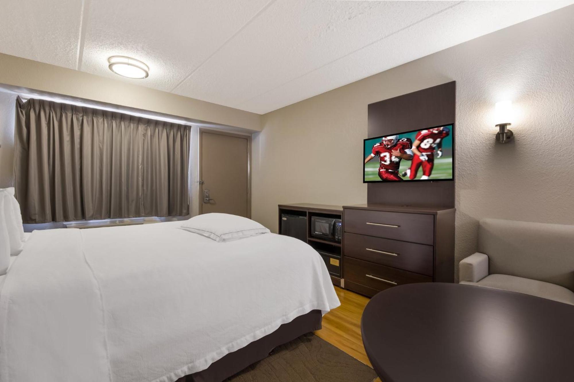 Red Roof Inn Plus+ Nashville Airport Ngoại thất bức ảnh