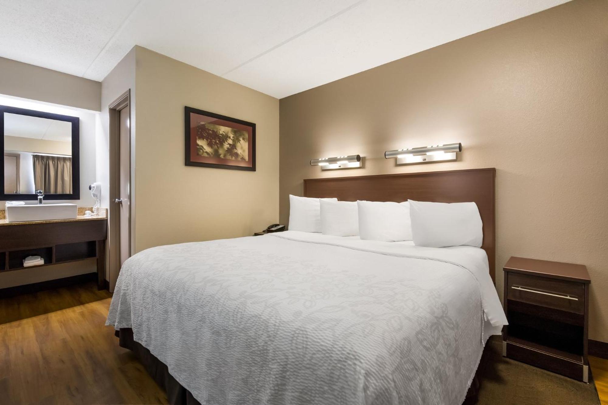 Red Roof Inn Plus+ Nashville Airport Ngoại thất bức ảnh