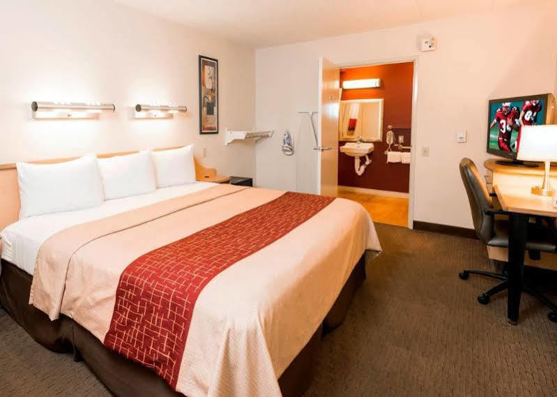 Red Roof Inn Plus+ Nashville Airport Ngoại thất bức ảnh