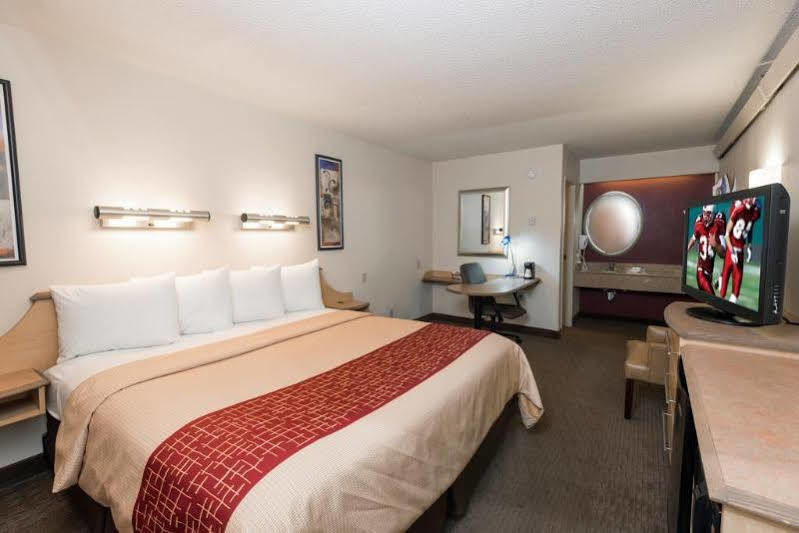 Red Roof Inn Plus+ Nashville Airport Ngoại thất bức ảnh